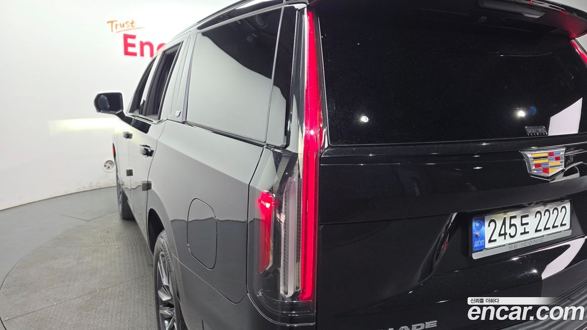 Cadillac Escalade 2023