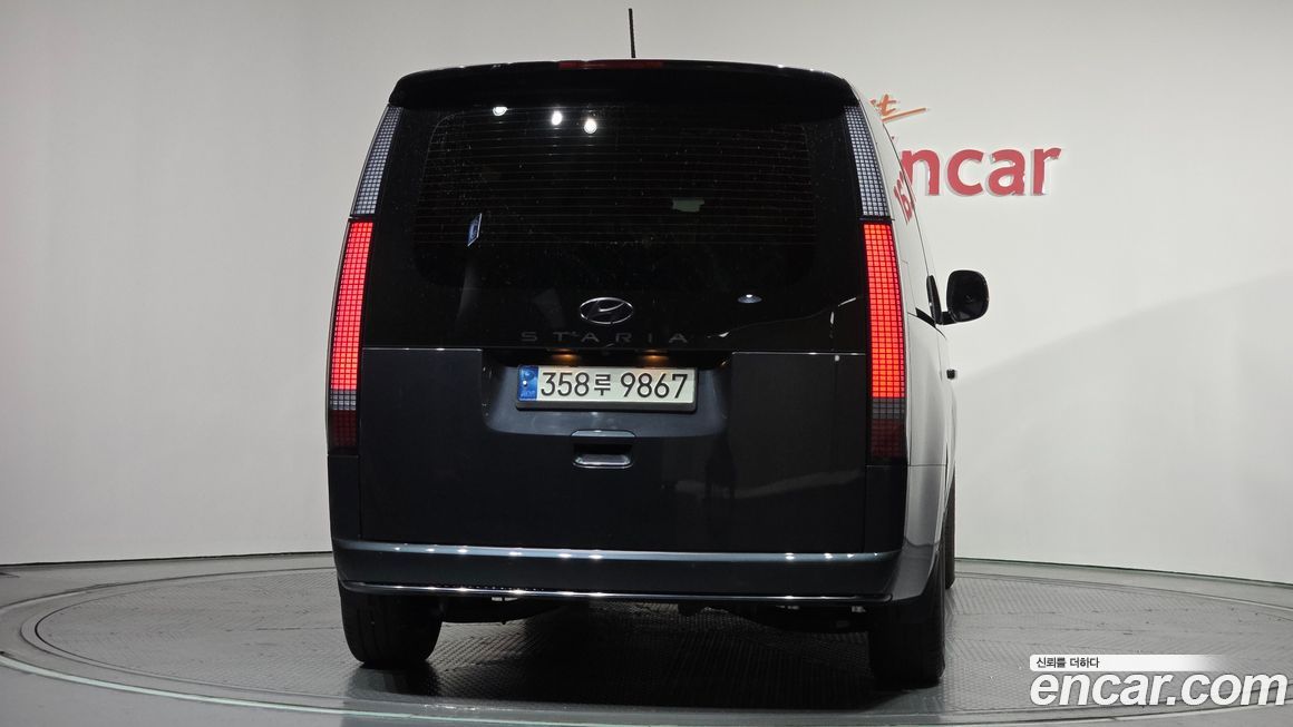 Hyundai Staria 2022