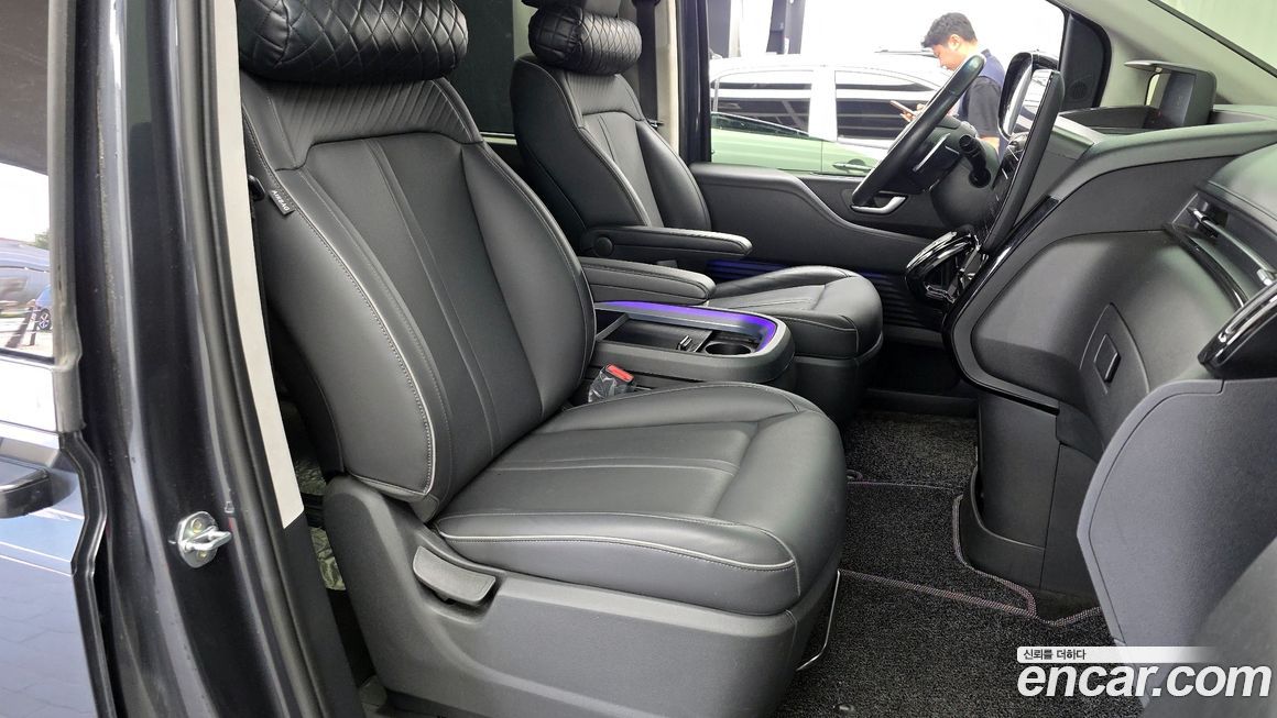 Hyundai Staria 2022