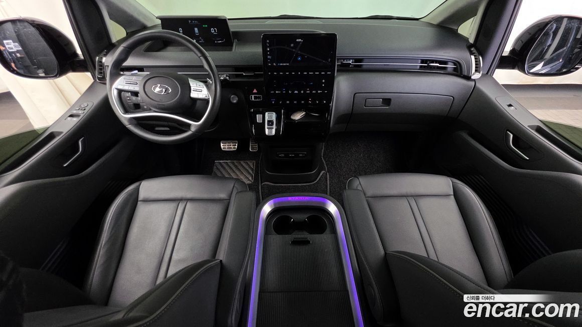 Hyundai Staria 2022