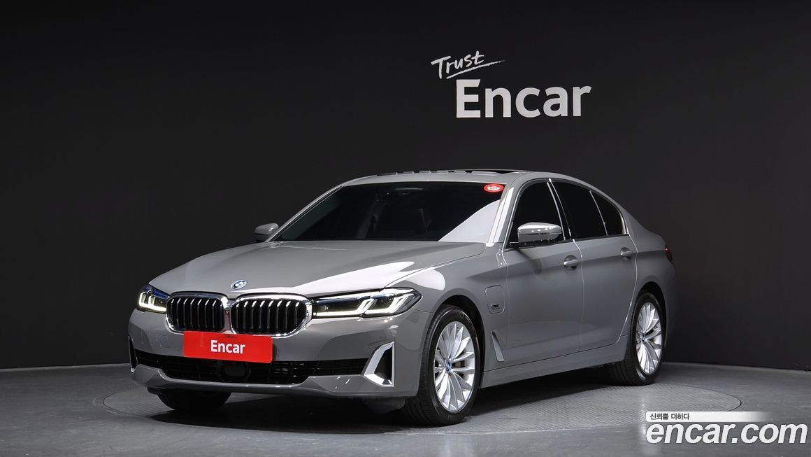 BMW 5-Series 2022