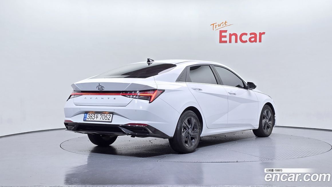 Hyundai AVANTE 2022