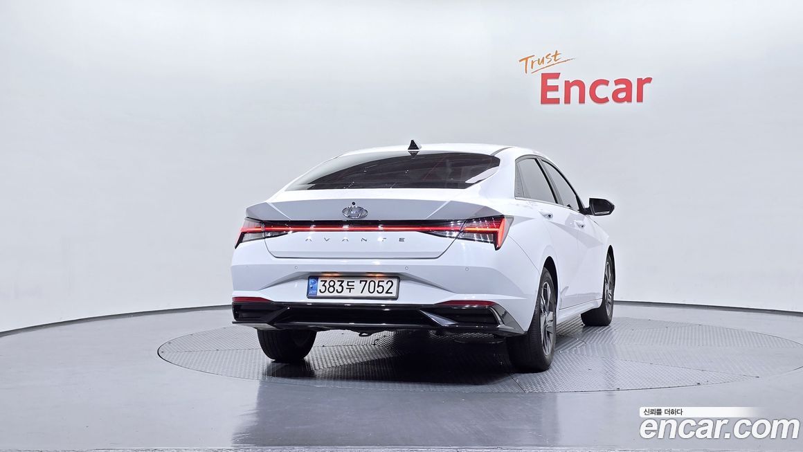 Hyundai AVANTE 2022