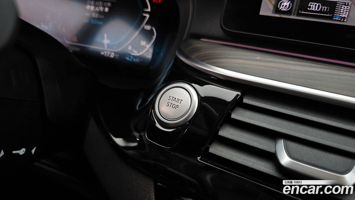 BMW 5-Series 2022