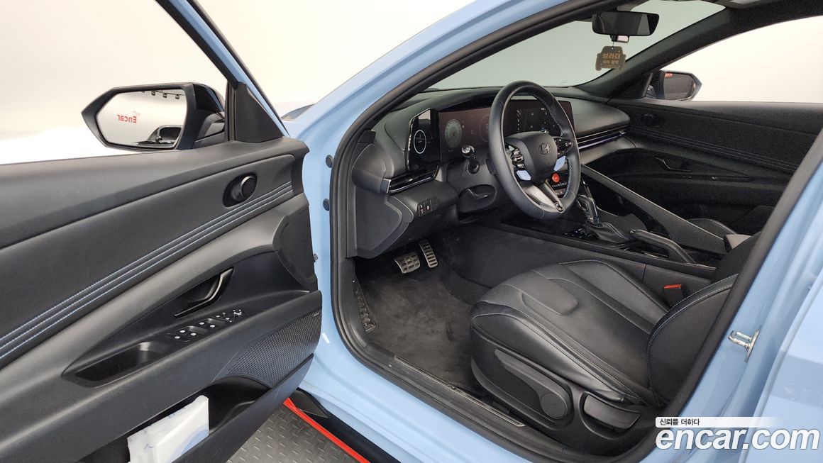 Hyundai AVANTE 2024
