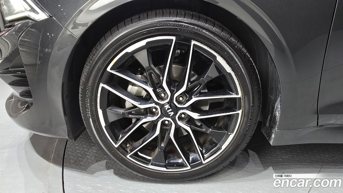 Kia K5 2021