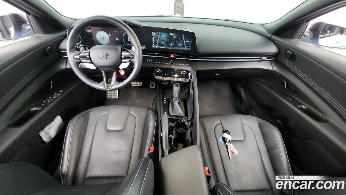 Hyundai AVANTE 2024