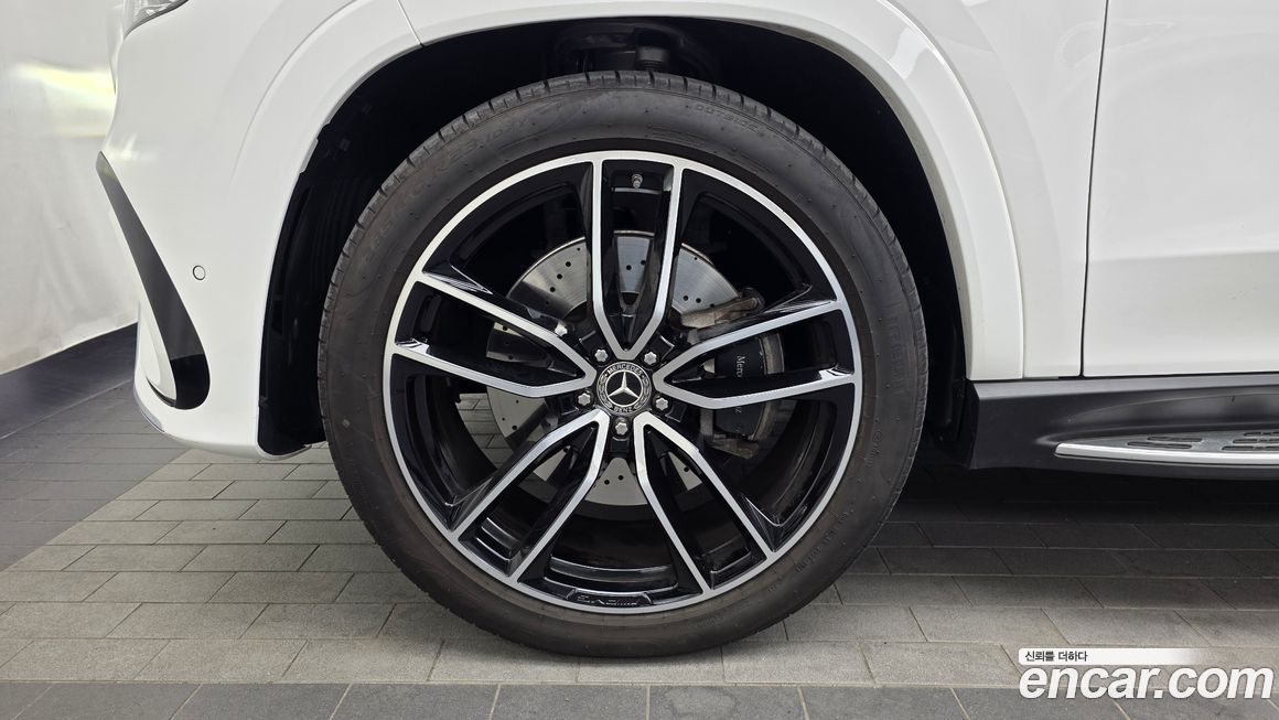Mercedes-Benz GLS-Class 2024