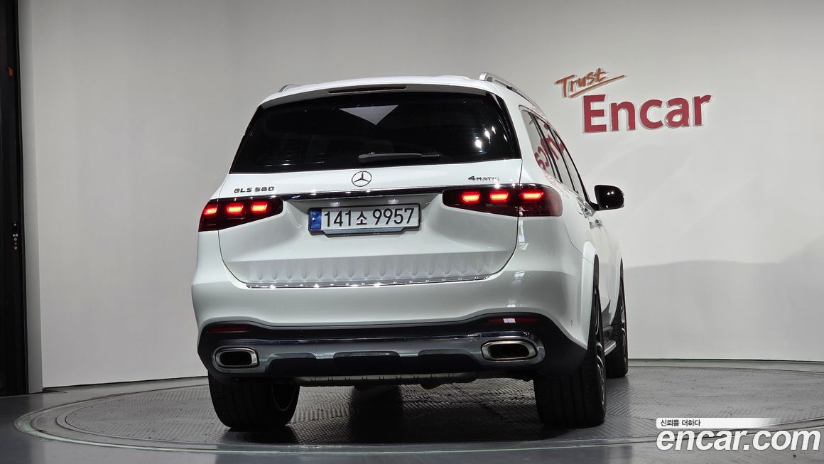 Mercedes-Benz GLS-Class 2024