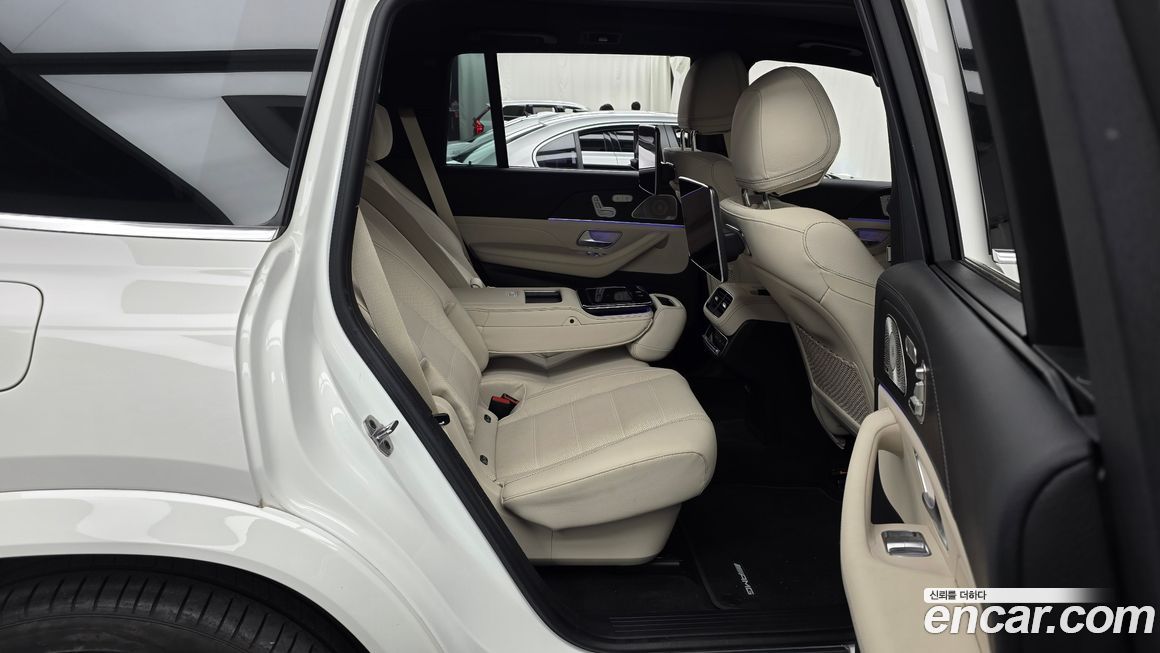 Mercedes-Benz GLS-Class 2024