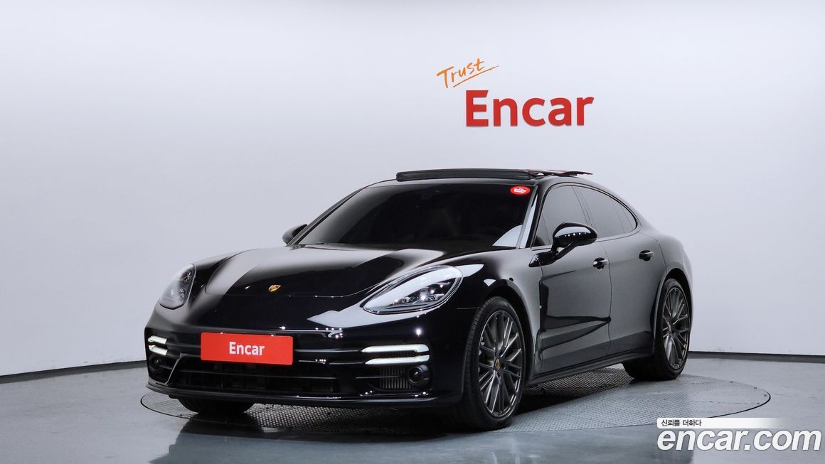 Porsche Panamera 2024