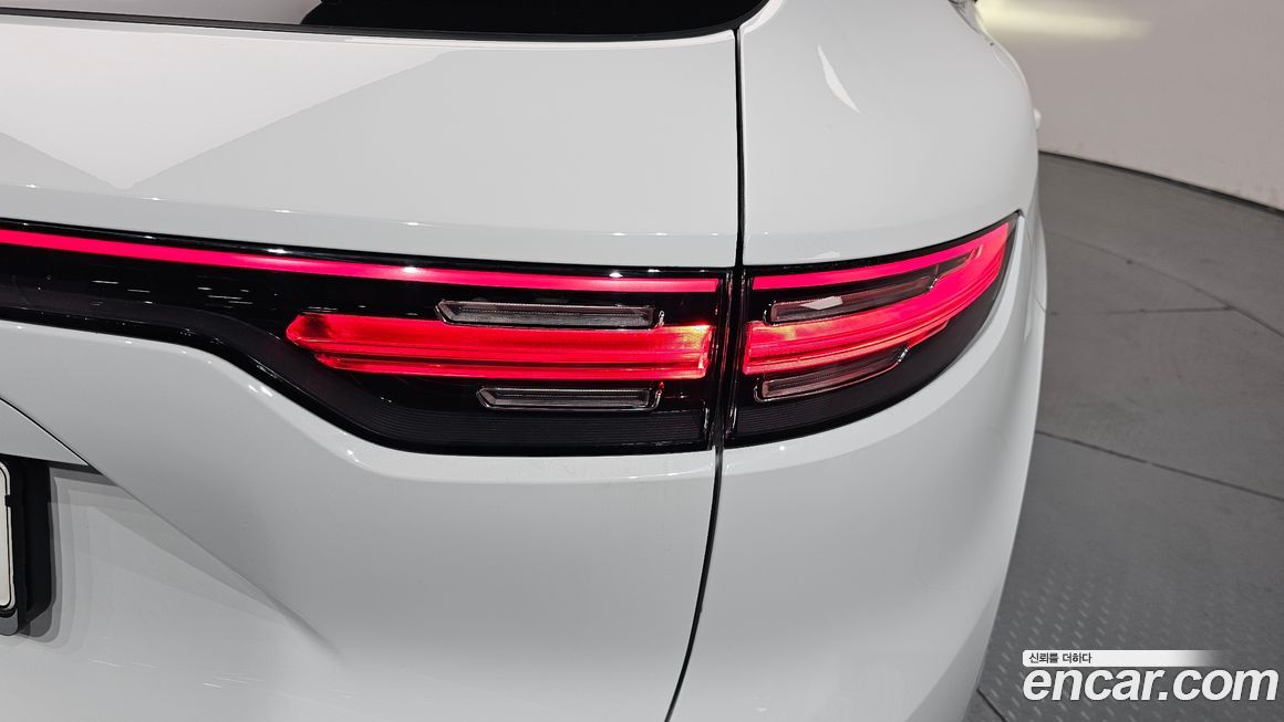 Porsche Cayenne 2023