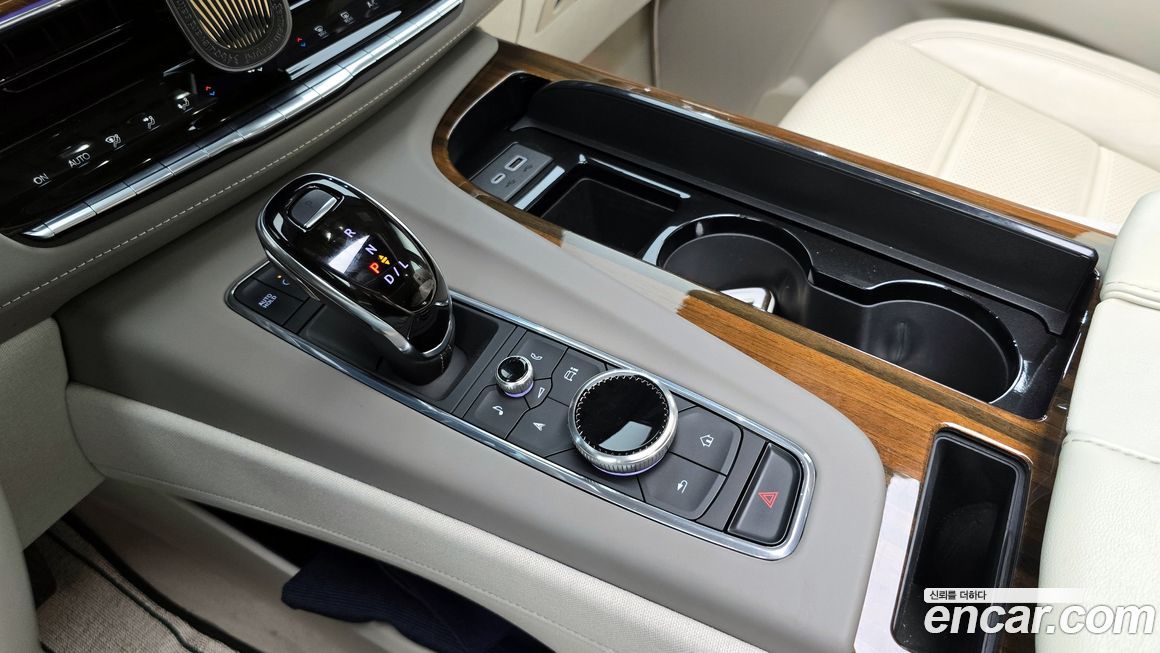Cadillac Escalade 2024