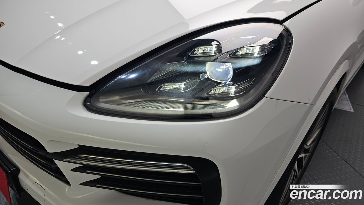 Porsche Cayenne 2023