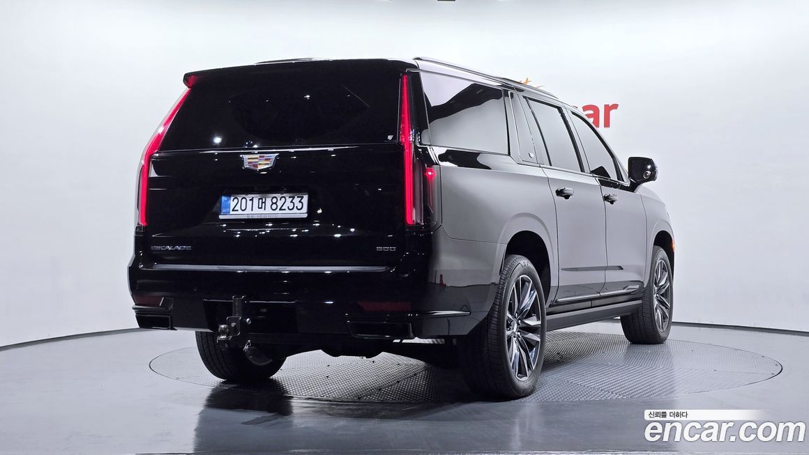 Cadillac Escalade 2024