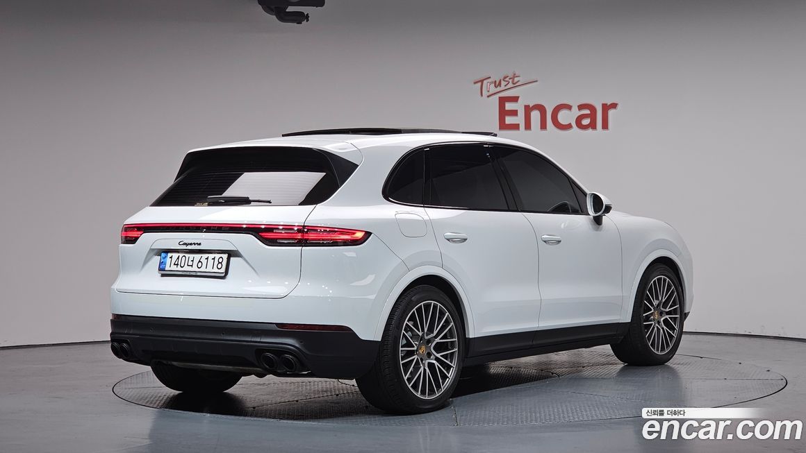 Porsche Cayenne 2023