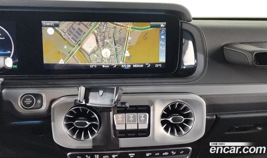 Mercedes-Benz G-Class 2023
