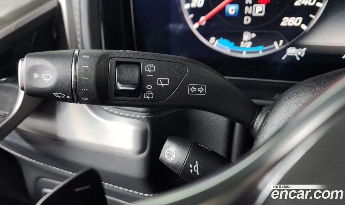 Mercedes-Benz G-Class 2023