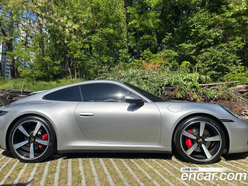 Porsche 911 2021