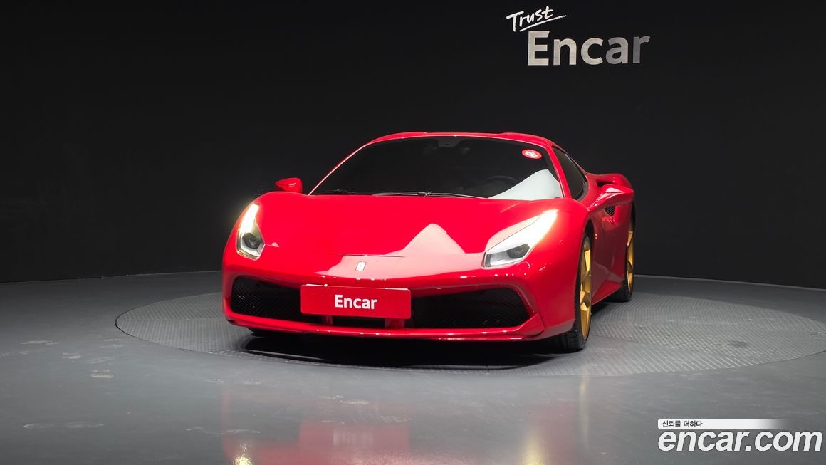 Ferrari 488 2019