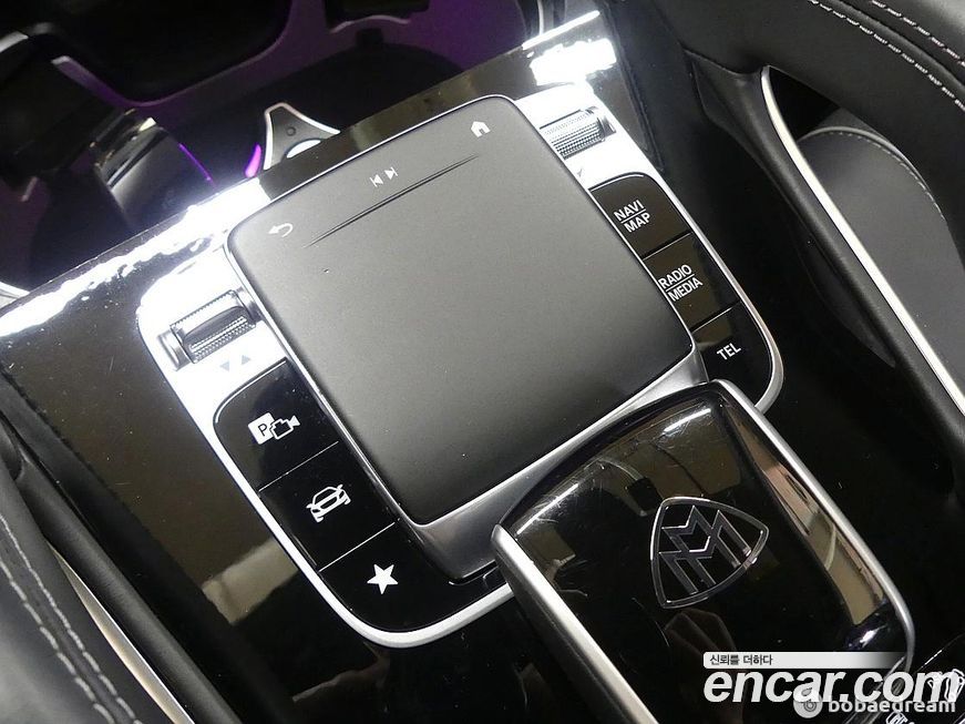 Mercedes-Benz GLS-Class 2023