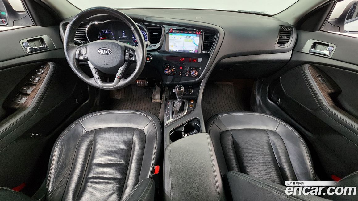 Kia K5 2011