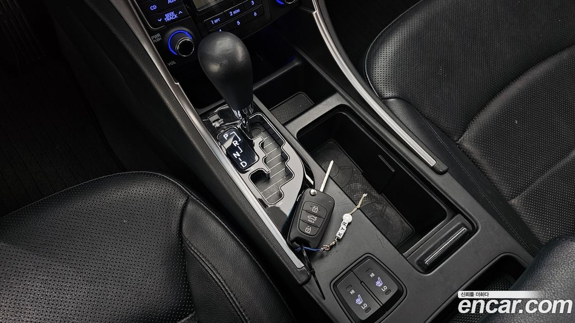 Hyundai Sonata 2011