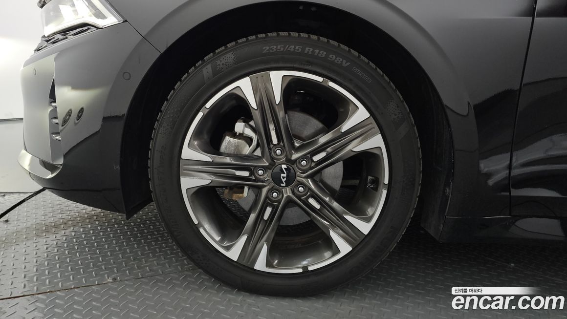 Kia K5 2023