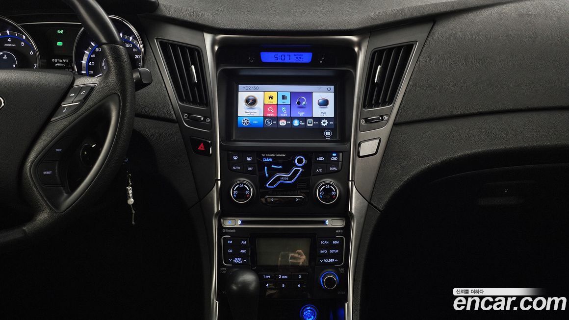 Hyundai Sonata 2011