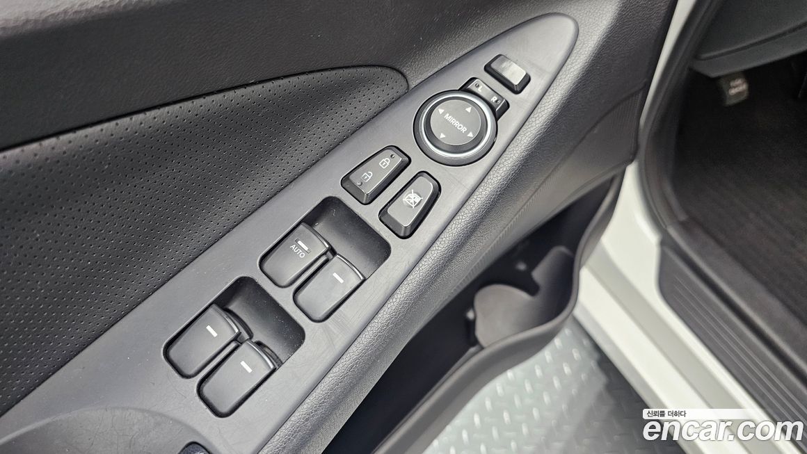 Hyundai Sonata 2011