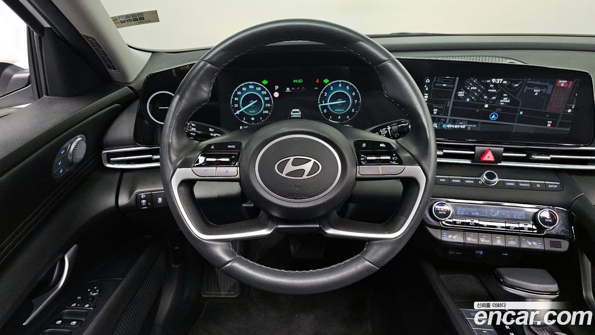 Hyundai AVANTE 2024