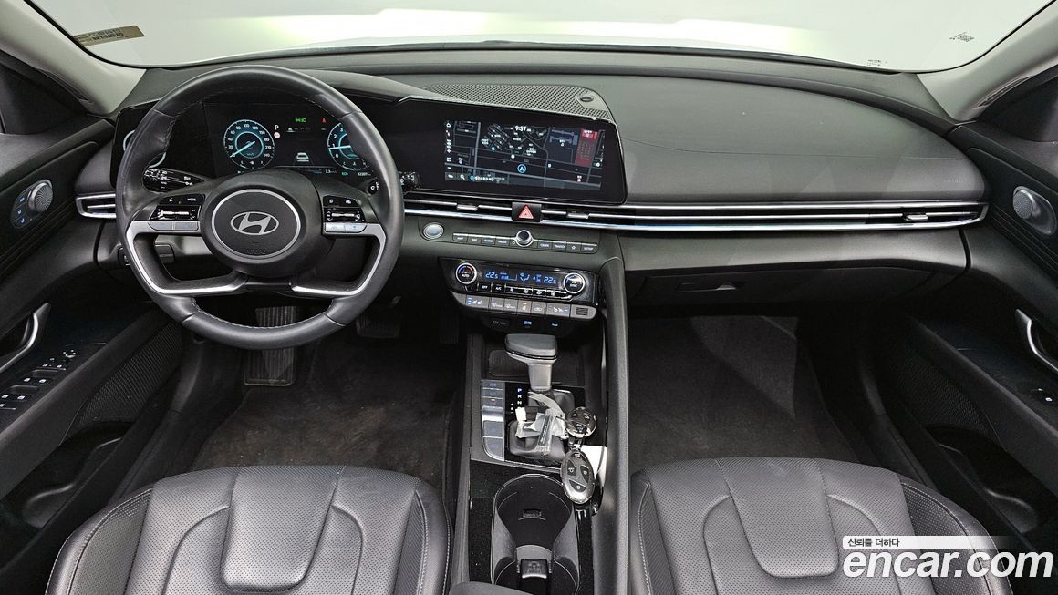 Hyundai AVANTE 2024