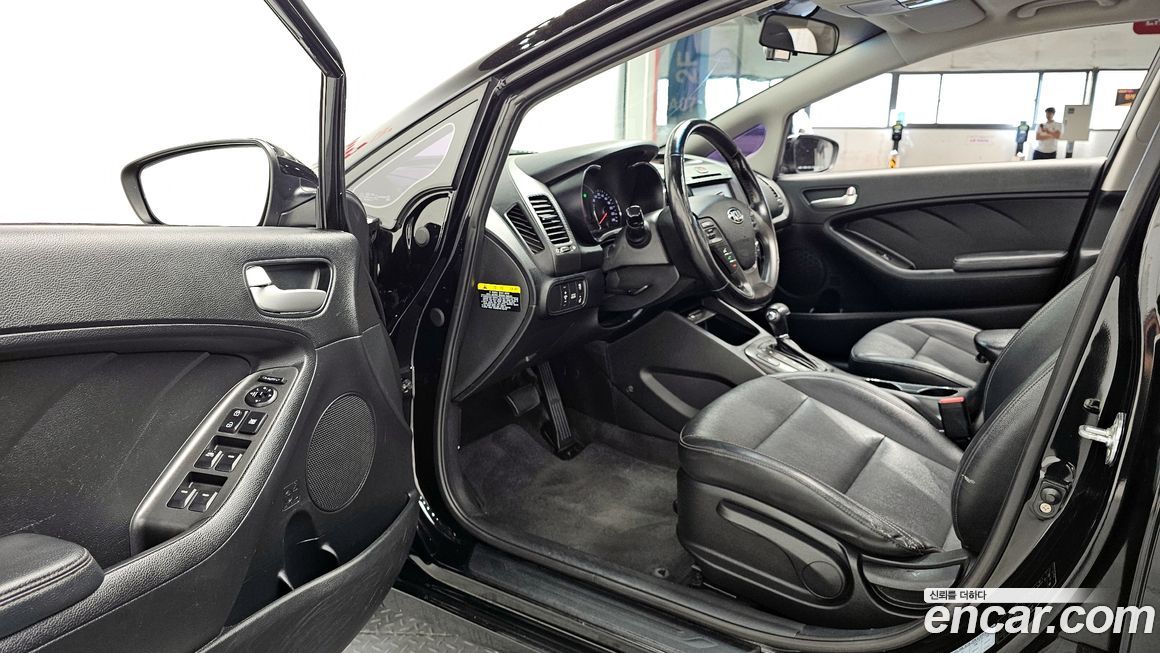 Kia K3 2013