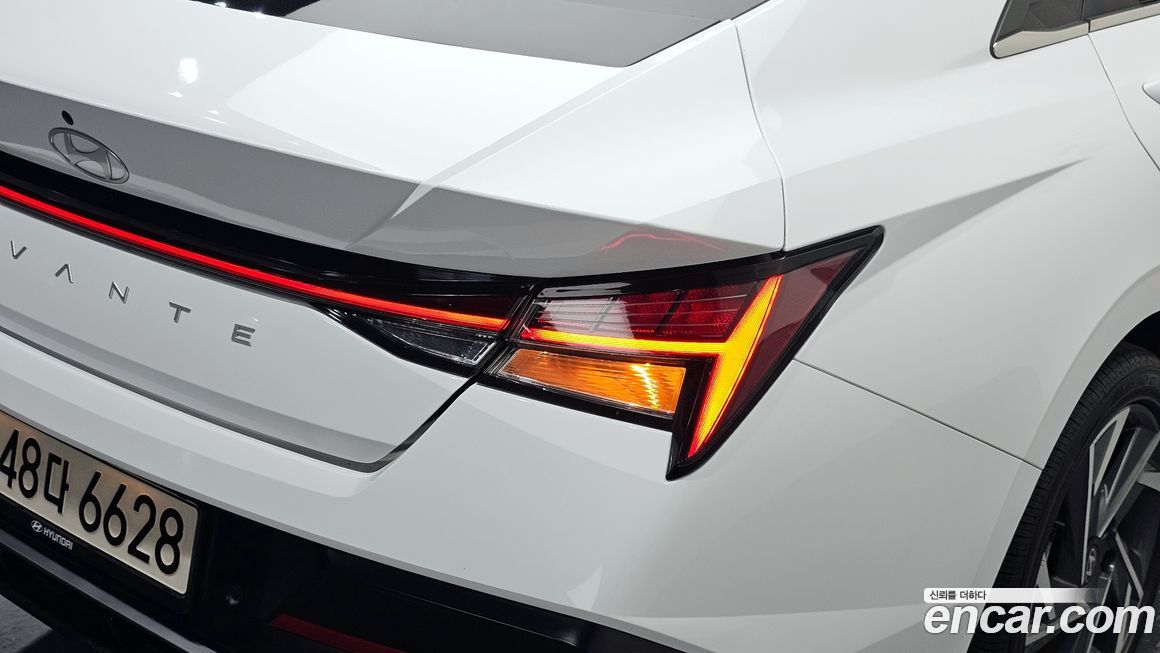 Hyundai AVANTE 2024