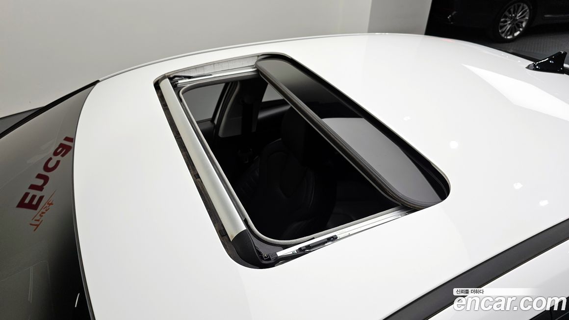 Hyundai AVANTE 2024