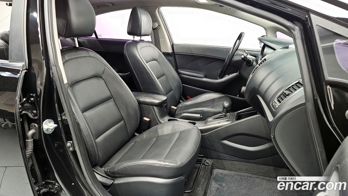 Kia K3 2013