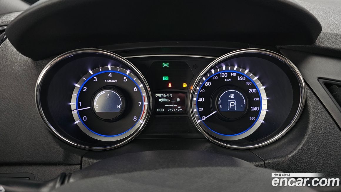 Hyundai Sonata 2011