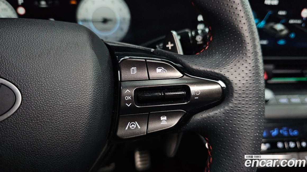 Hyundai AVANTE 2024