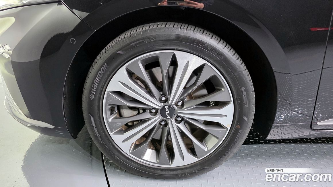 Kia K8 2023