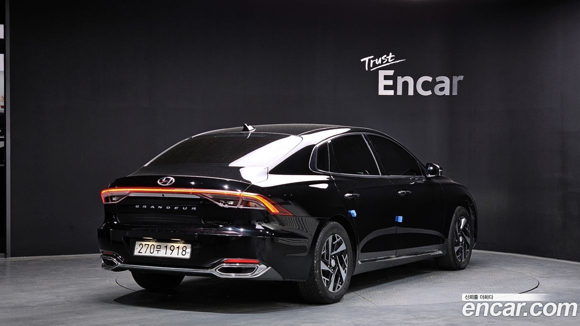 Hyundai Grandeur 2022