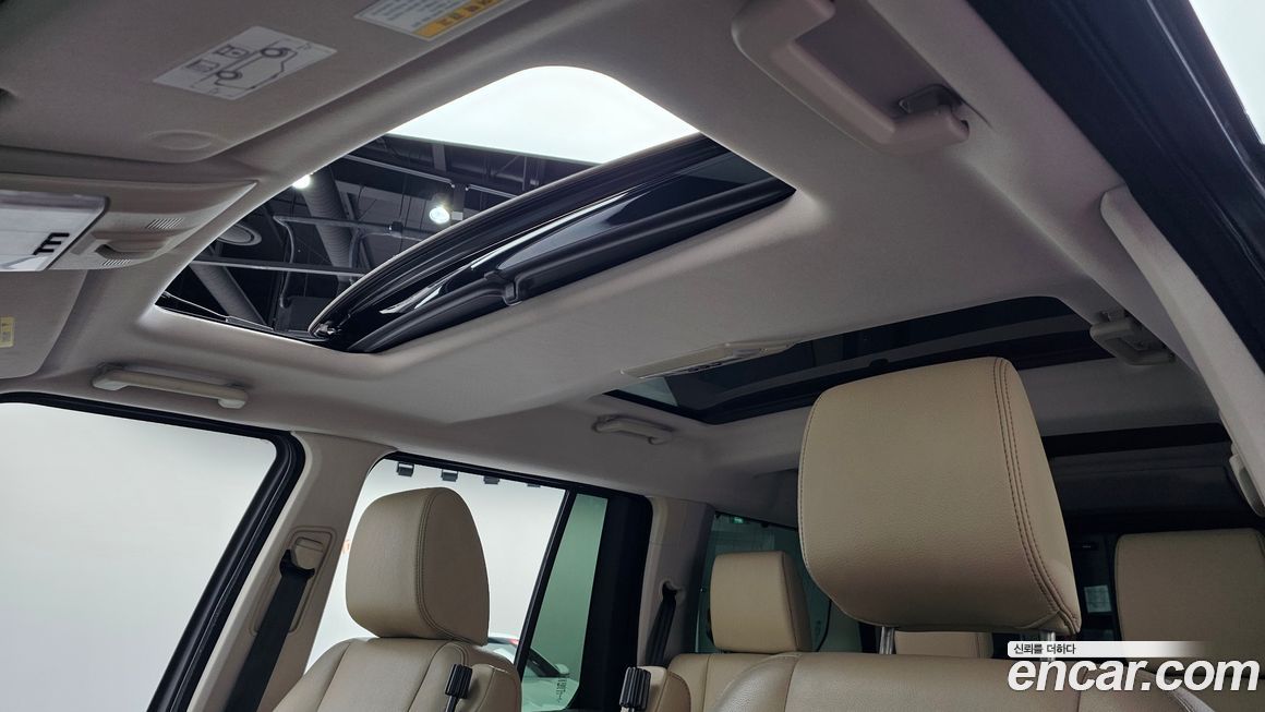 Land Rover Discovery 2016