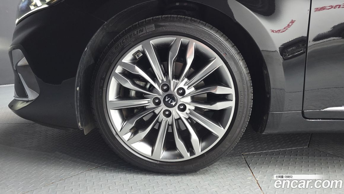 Kia K7 2020