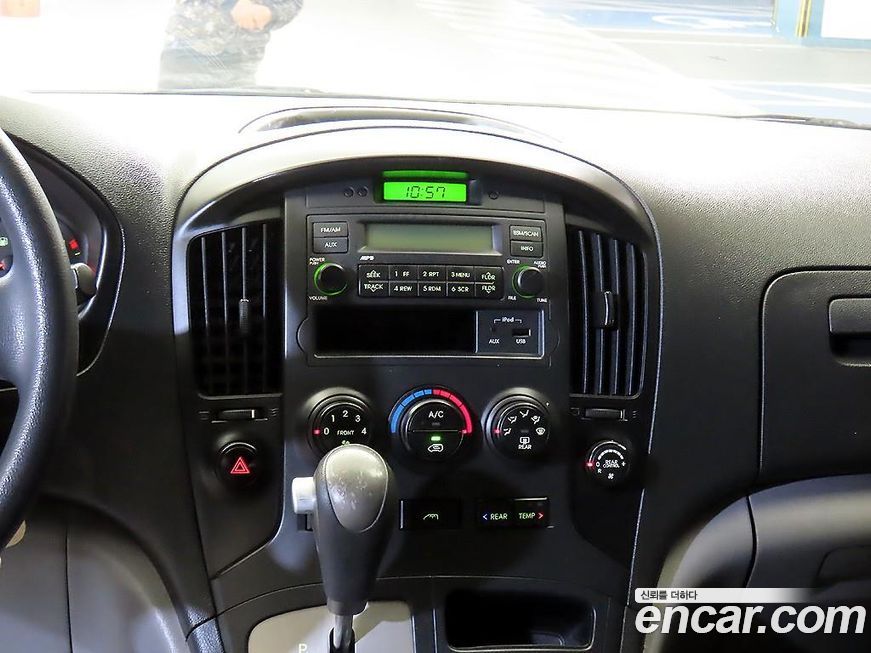 Hyundai Starex 2011