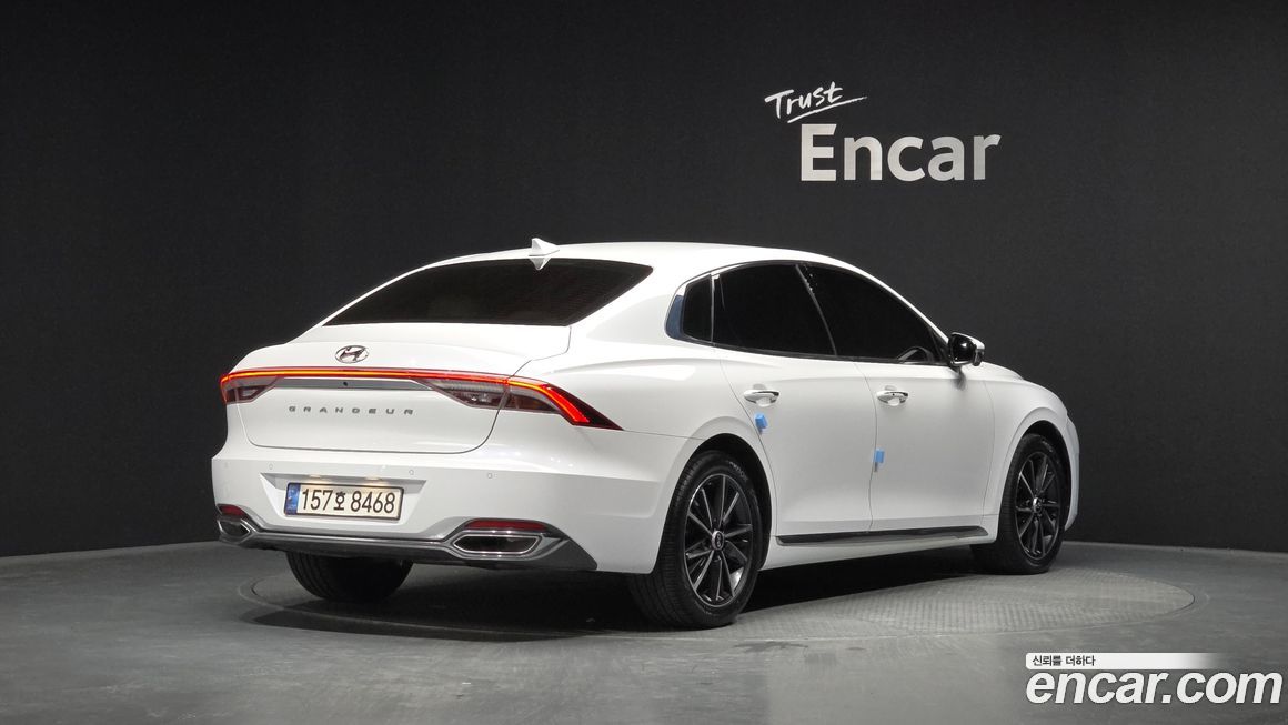 Hyundai Grandeur 2022