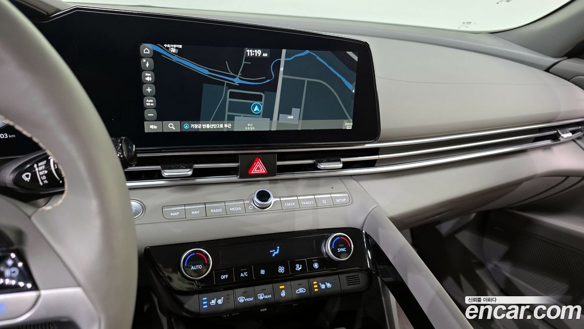 Hyundai AVANTE 2024