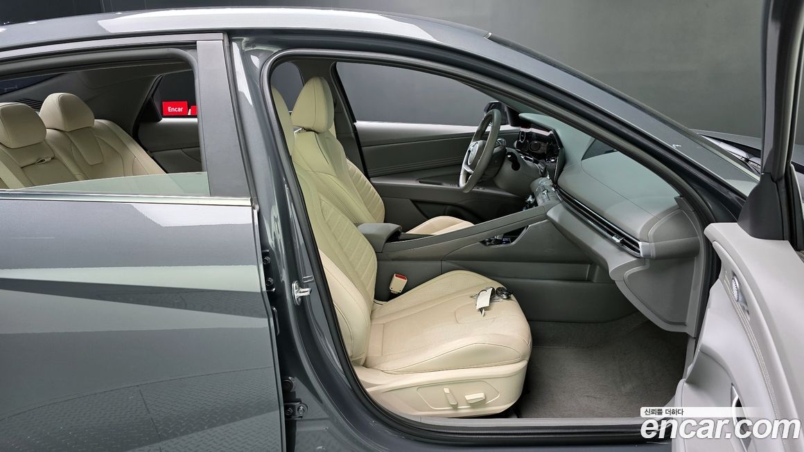 Hyundai AVANTE 2024