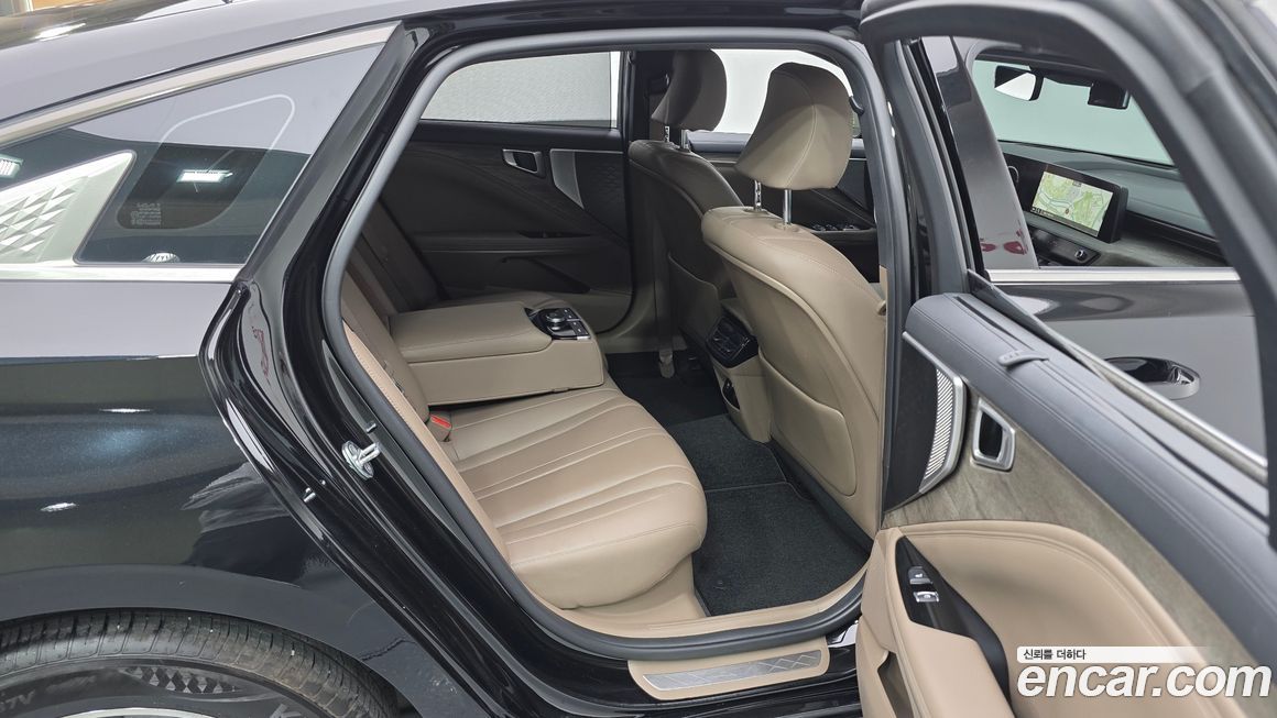 Kia K8 2023
