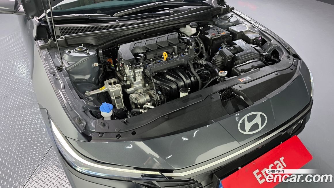 Hyundai AVANTE 2024