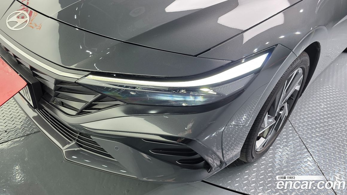 Hyundai AVANTE 2024