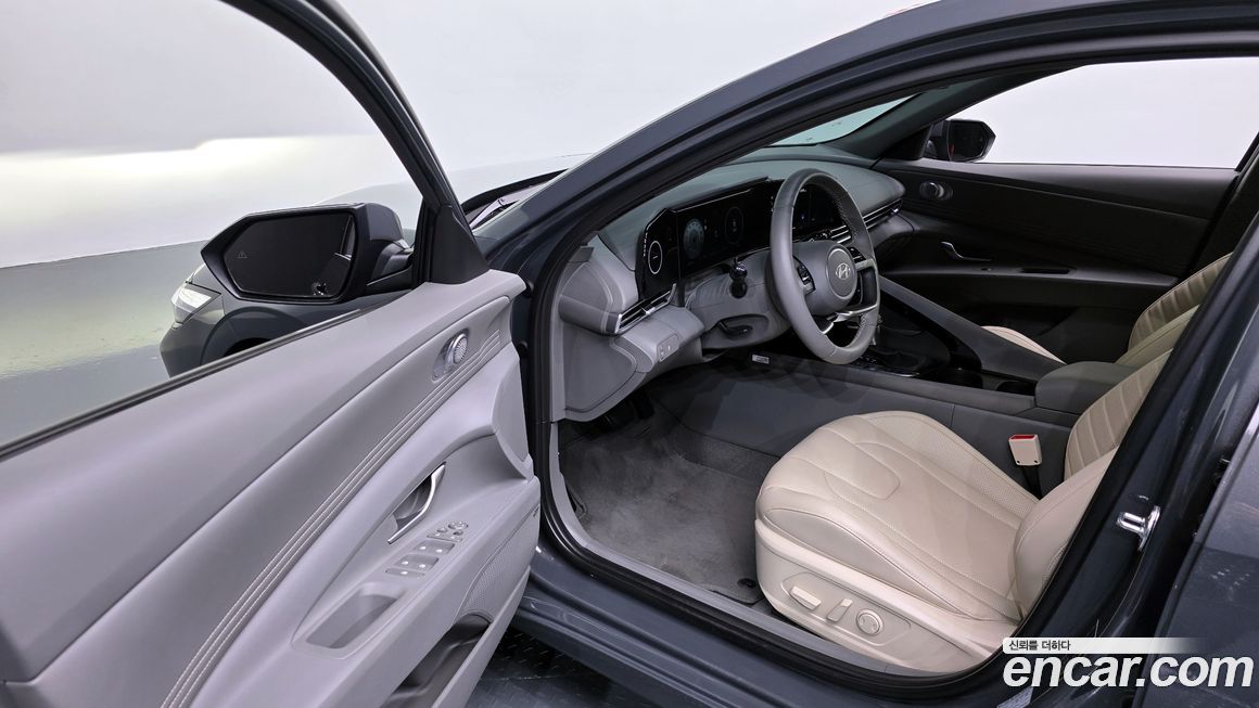 Hyundai AVANTE 2024